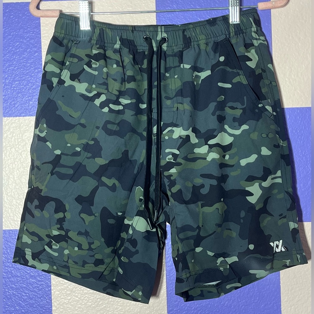 NWT Dixxon The Brad Lined Athletic Shorts in Camo Green Blue - Size S